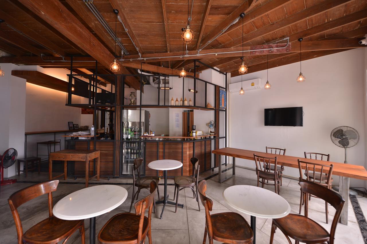 Neighbor Phuthon Bed & Breakfast Bangkok Exterior foto
