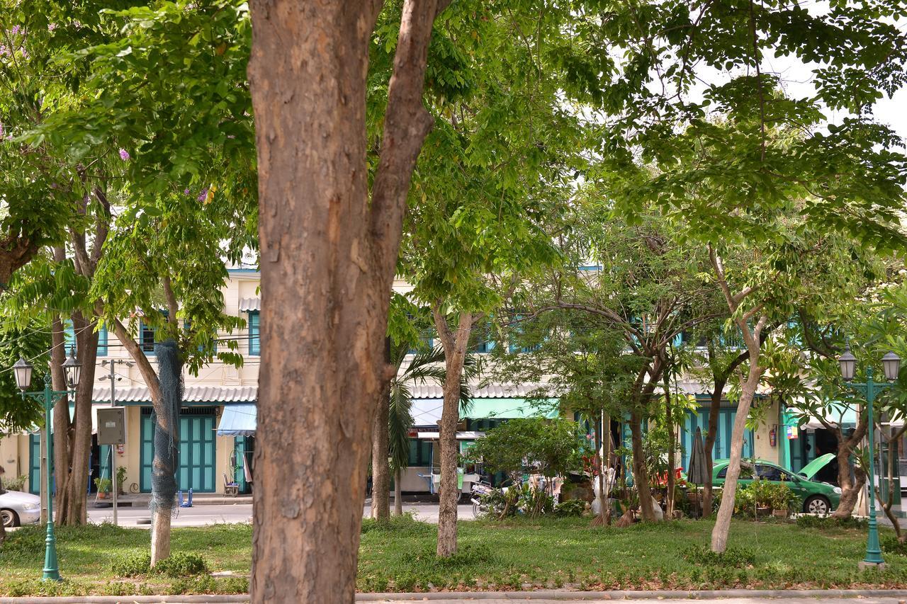 Neighbor Phuthon Bed & Breakfast Bangkok Exterior foto